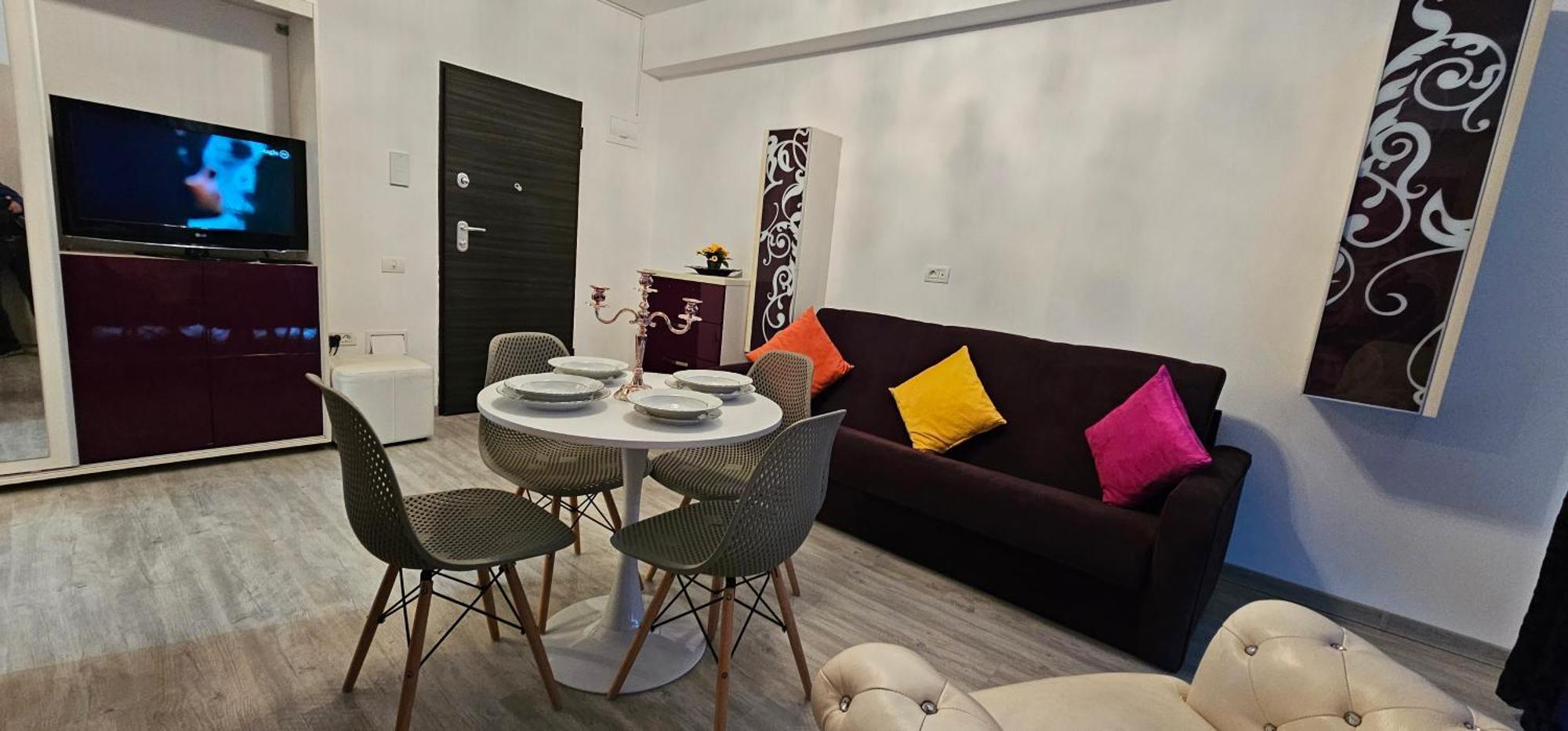 Luxury Aparthotel Promenada In Building Stefan Prima Linie La Mare Năvodari Εξωτερικό φωτογραφία