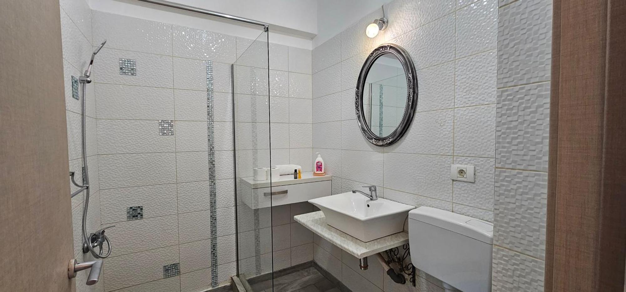 Luxury Aparthotel Promenada In Building Stefan Prima Linie La Mare Năvodari Εξωτερικό φωτογραφία